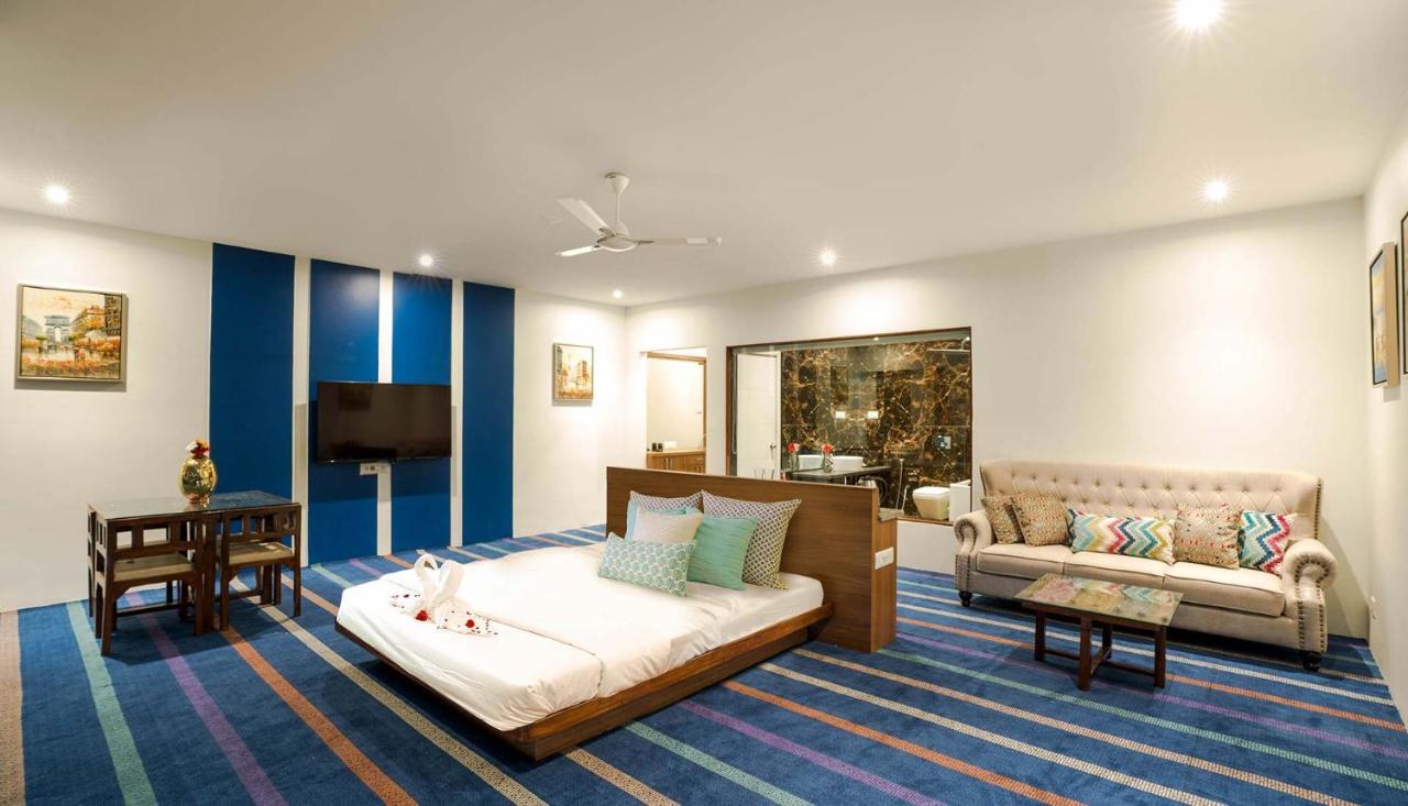The Windmill Resorts Mālvan 外观 照片